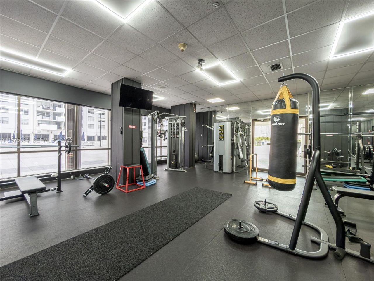 2750 NE 183rd St , Unit 2108, Aventura, FL 33160 Photo