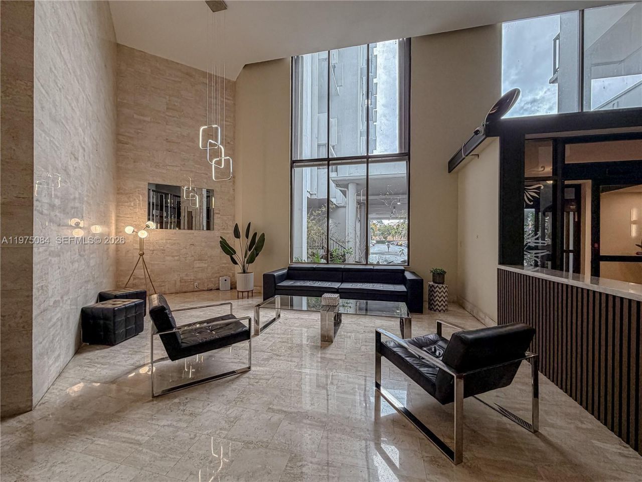 2750 NE 183rd St , Unit 2108, Aventura, FL 33160 Photo