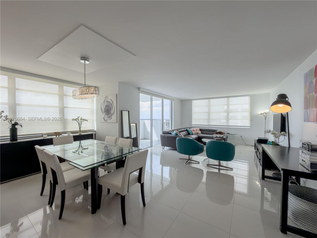 2750 NE 183rd St , Unit 2108, Aventura, FL 33160 Photo