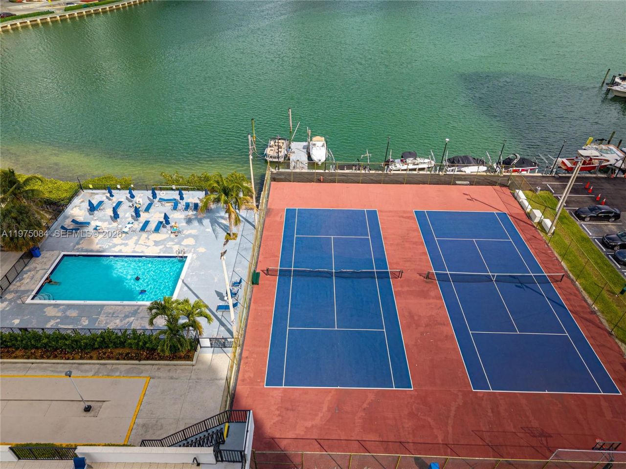 2750 NE 183rd St , Unit 2108, Aventura, FL 33160 Photo