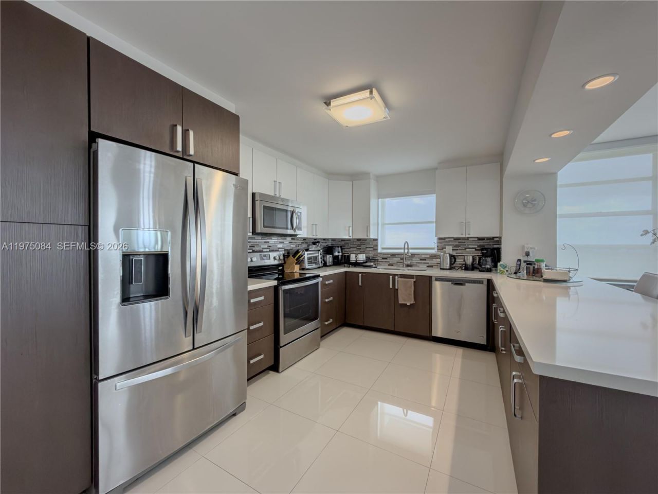 2750 NE 183rd St , Unit 2108, Aventura, FL 33160 Photo