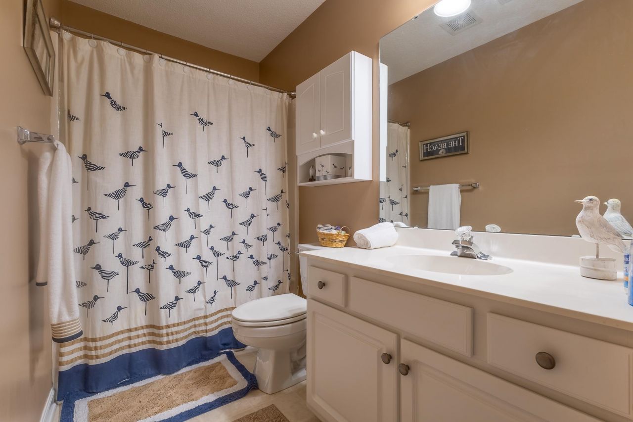 144 Wimbledon Way  Photo 21