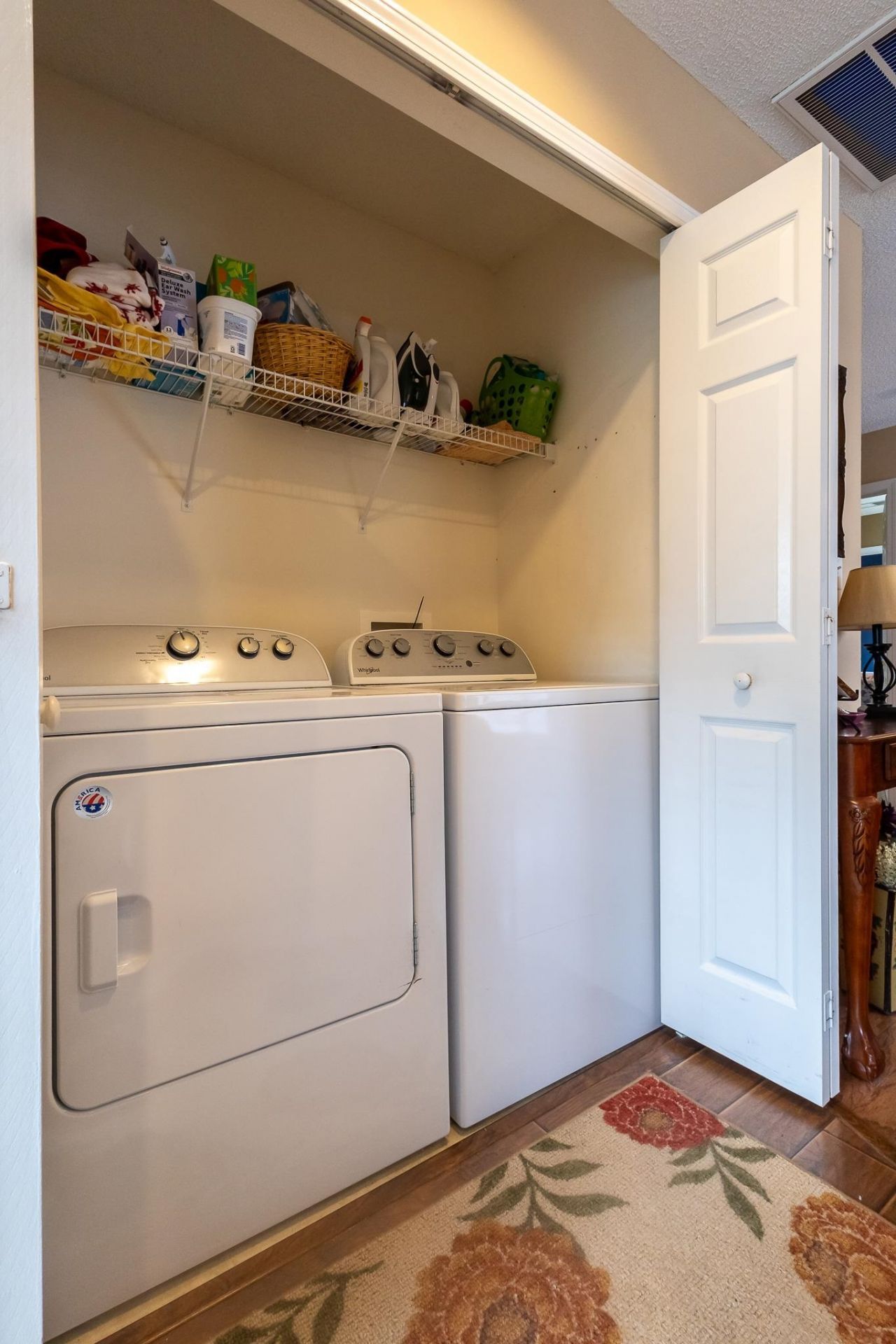 144 Wimbledon Way  Photo 8