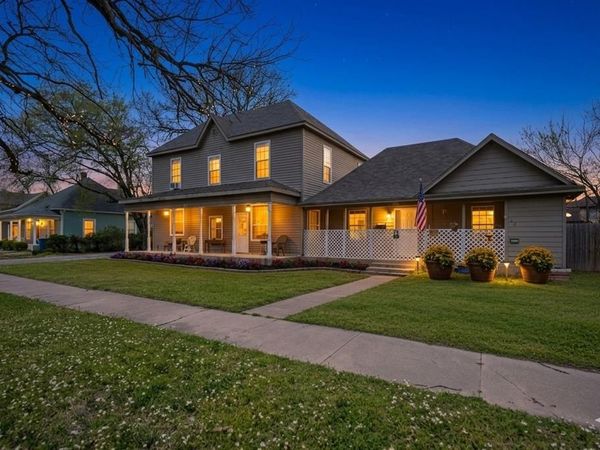 913 W Chestnut Street, Denison, TX 75020