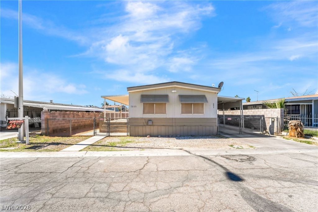 3809 Pecan Lane, Las Vegas, NV 89115 Main Photo