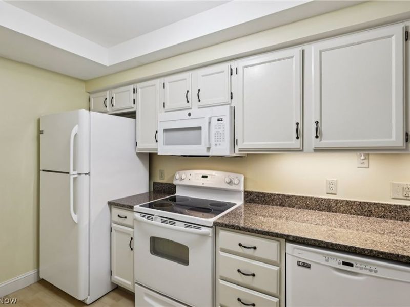 1071 N Jefferson Street, Unit B, Medina, OH 44256 Photo 17