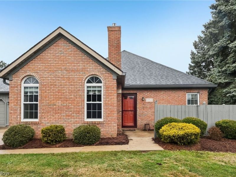 1071 N Jefferson Street, Unit B, Medina, OH 44256 Photo 2