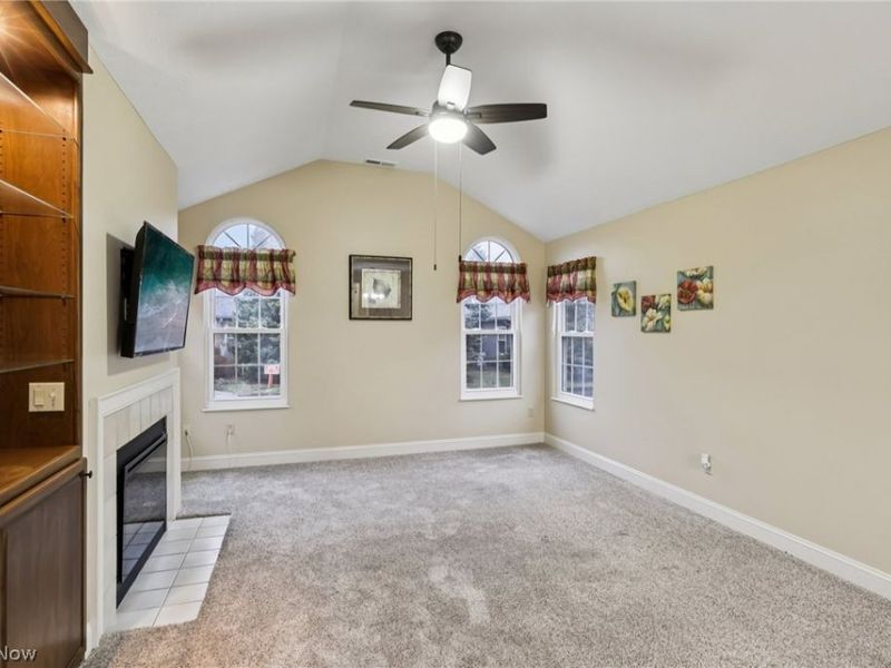 1071 N Jefferson Street, Unit B, Medina, OH 44256 Photo 8