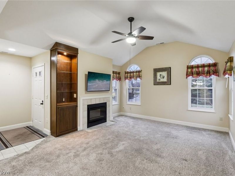 1071 N Jefferson Street, Unit B, Medina, OH 44256 Photo 9