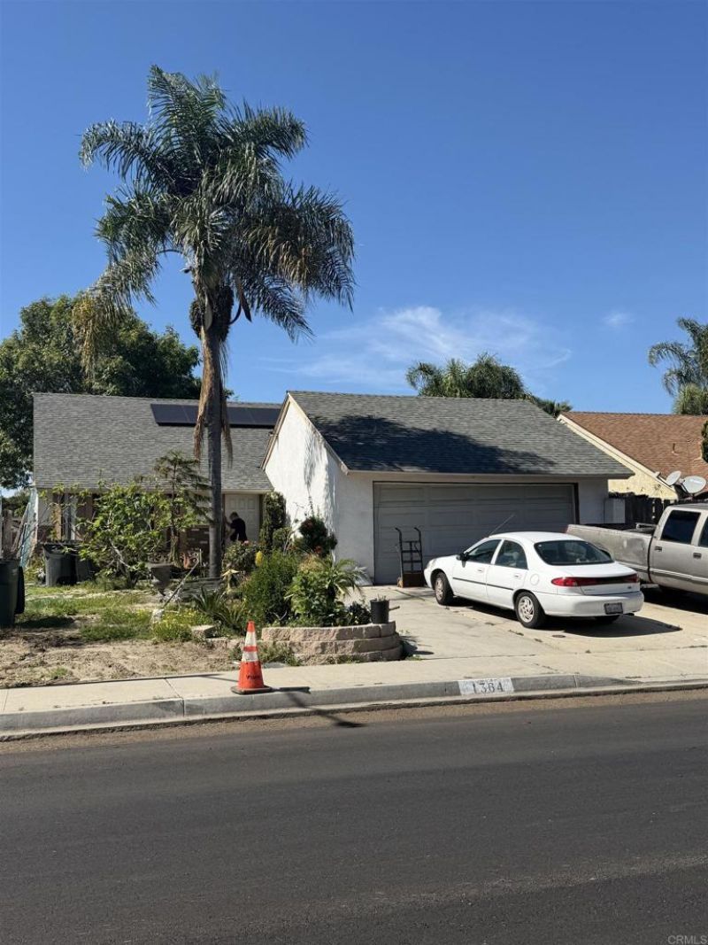 1364 Bobolink Dr., Vista, CA 92083 Main Photo