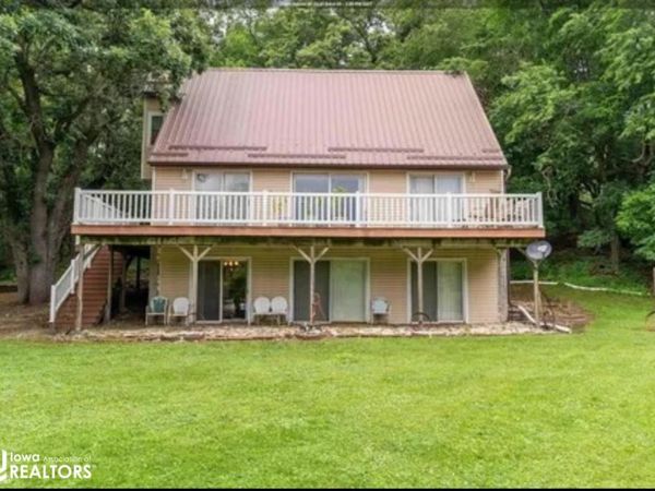 522 14Th Avenue, Eldora, IA 50627