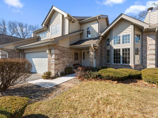 1459 Carriage Oaks Court, Dyer, IN 46311