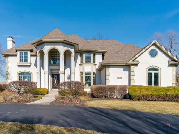 21344 W Windsor Drive, Kildeer, IL 60047