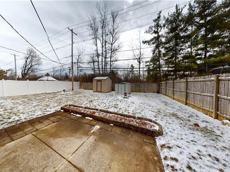 213 Porter Drive, Englewood, OH 45322 Photo 32