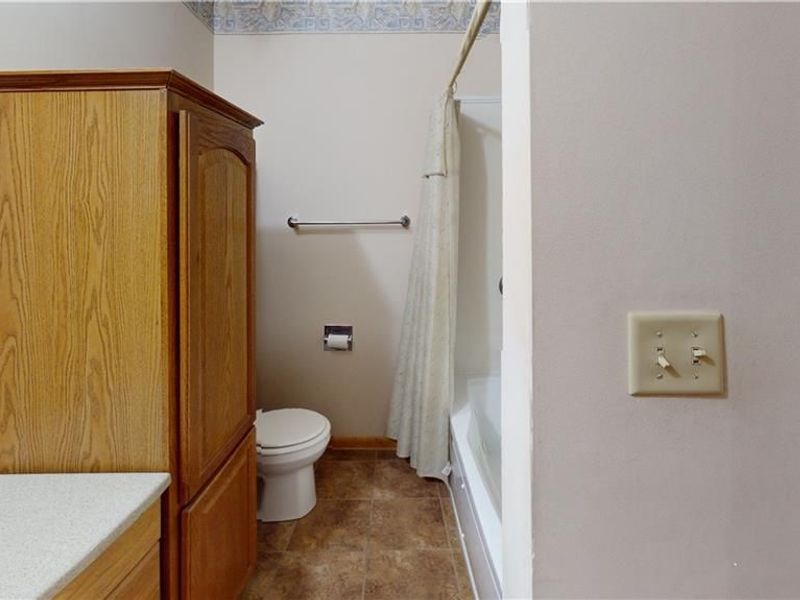 213 Porter Drive, Englewood, OH 45322 Photo 35