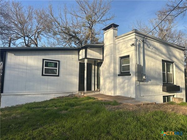 308 N 9th Street , Gatesville, TX 76528