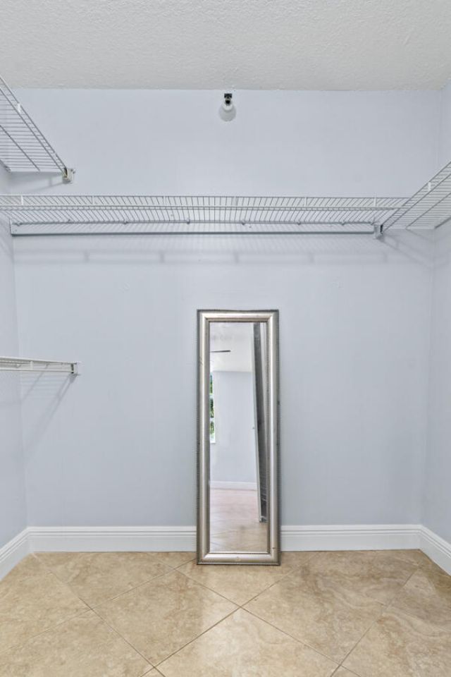 123 Yacht Club Way, Unit 207, Hypoluxo, FL 33462 Photo