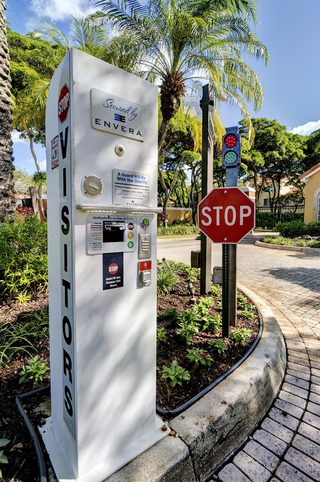 123 Yacht Club Way, Unit 207, Hypoluxo, FL 33462 Photo