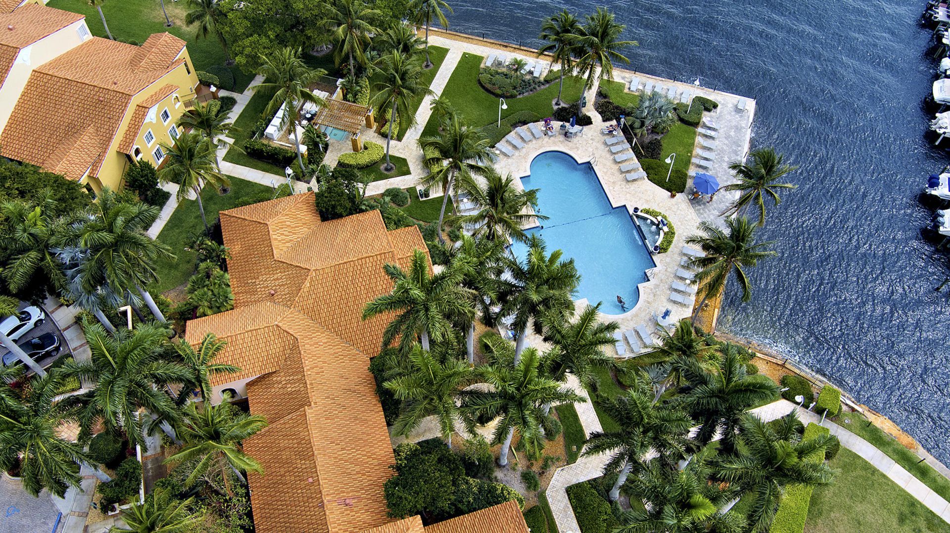 123 Yacht Club Way, Unit 207, Hypoluxo, FL 33462 Photo