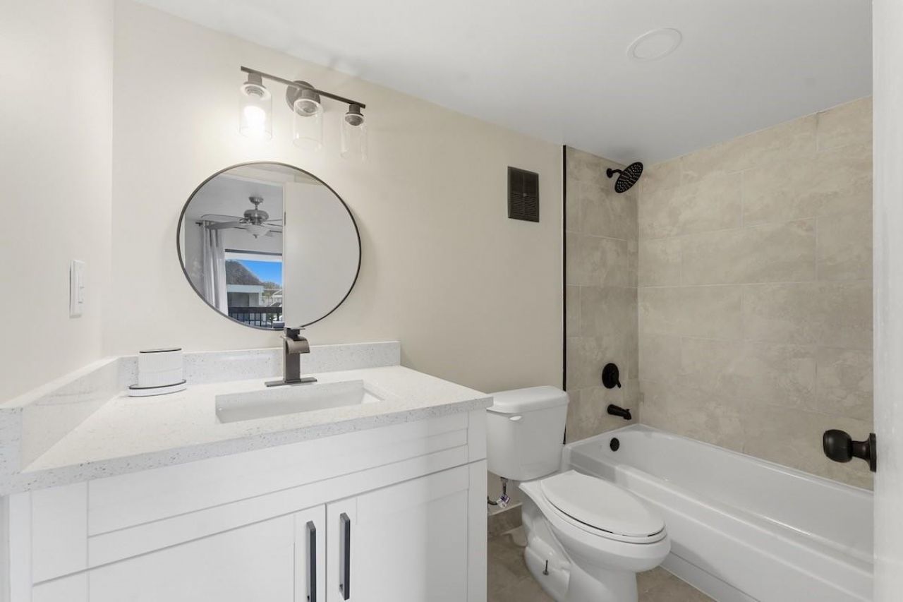 6678 Racquet Club Drive, Unit 209, Fort Lauderdale, FL 33319 Photo