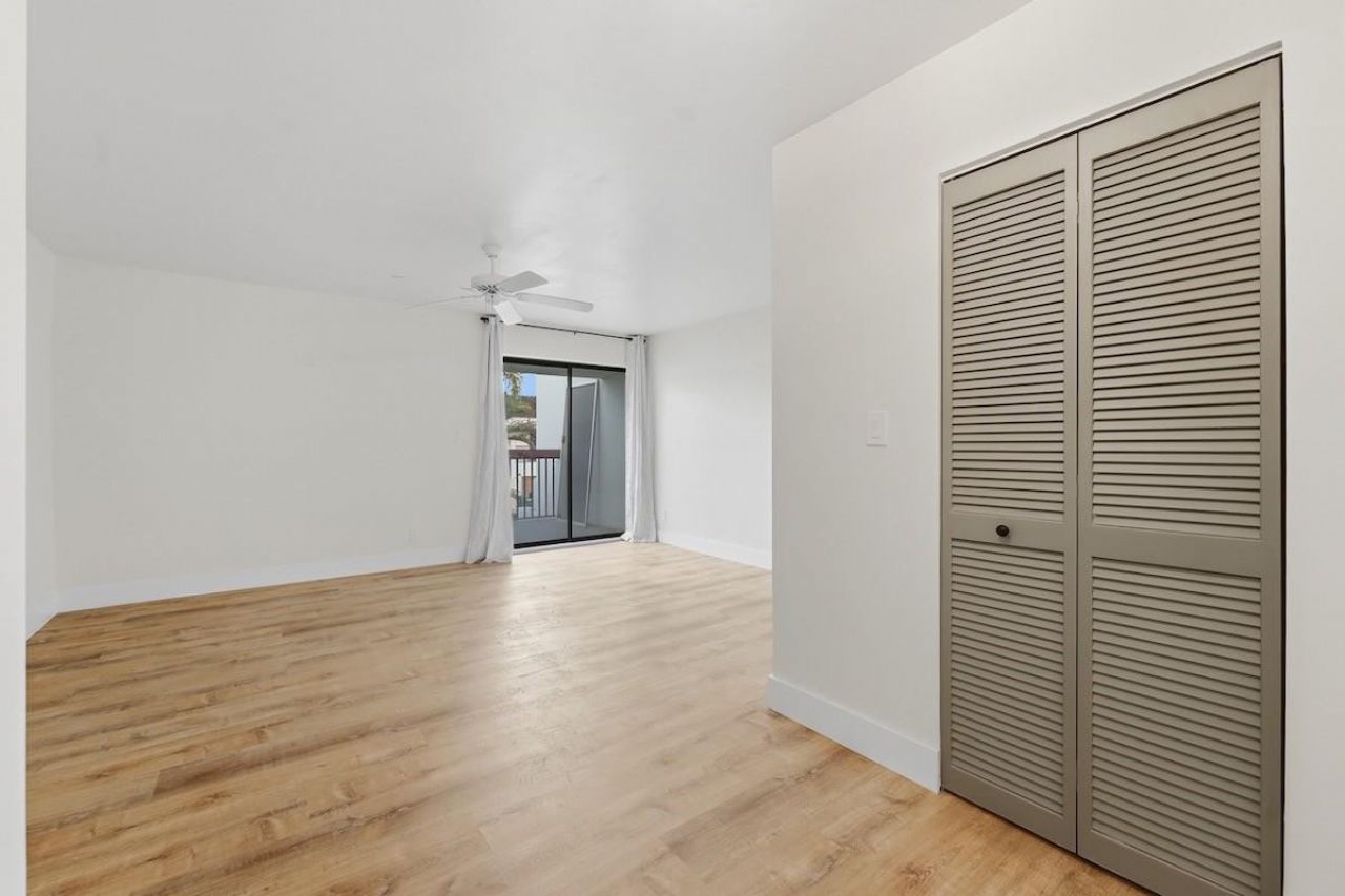 6678 Racquet Club Drive, Unit 209, Fort Lauderdale, FL 33319 Photo