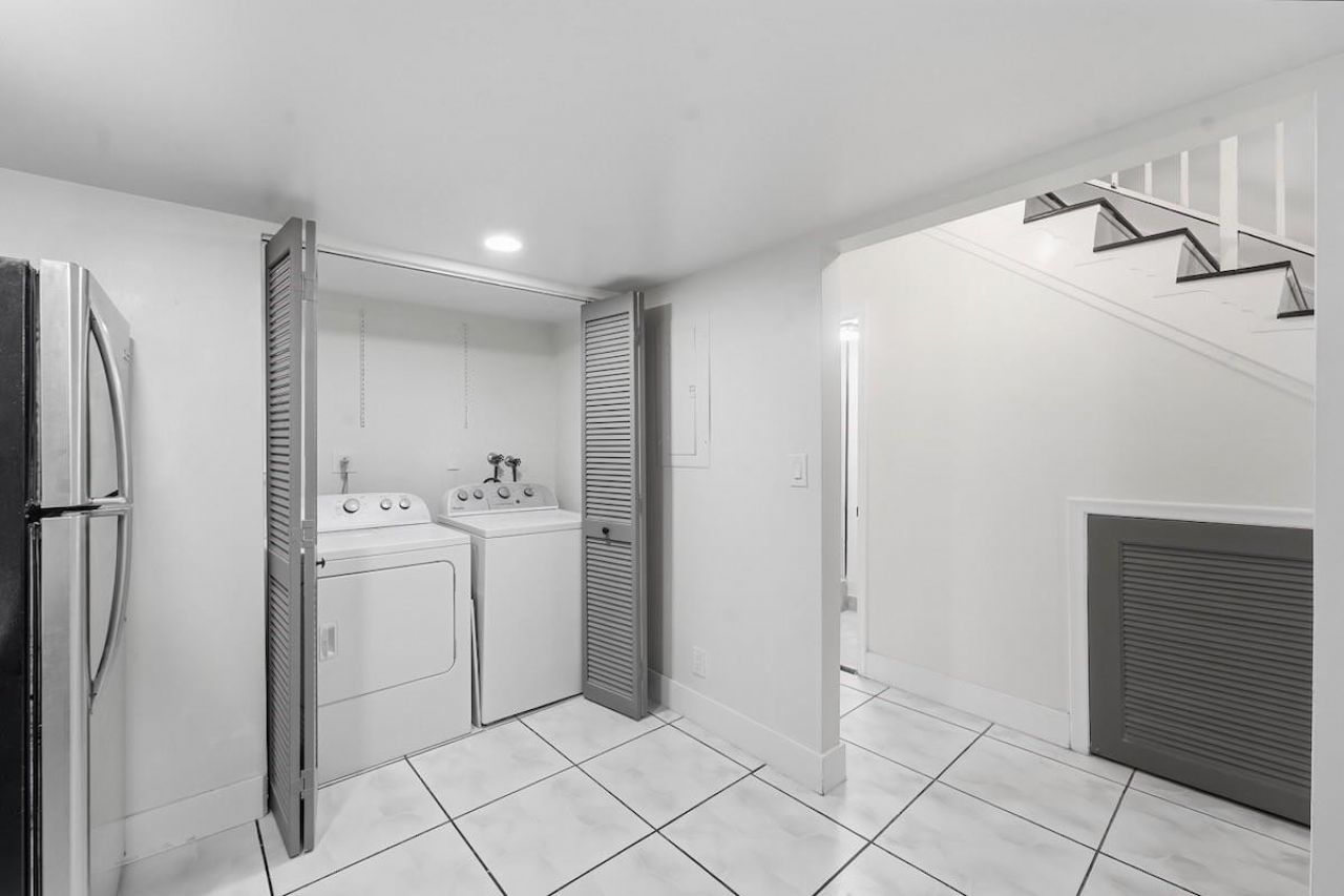 6678 Racquet Club Drive, Unit 209, Fort Lauderdale, FL 33319 Photo