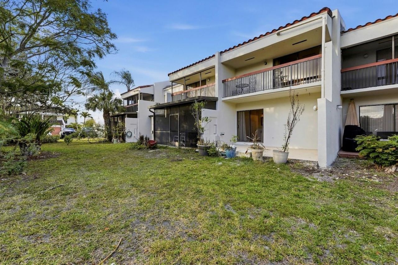 6678 Racquet Club Drive, Unit 209, Fort Lauderdale, FL 33319 Photo