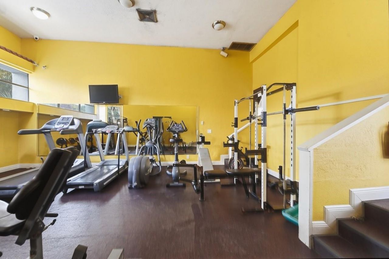 6678 Racquet Club Drive, Unit 209, Fort Lauderdale, FL 33319 Photo