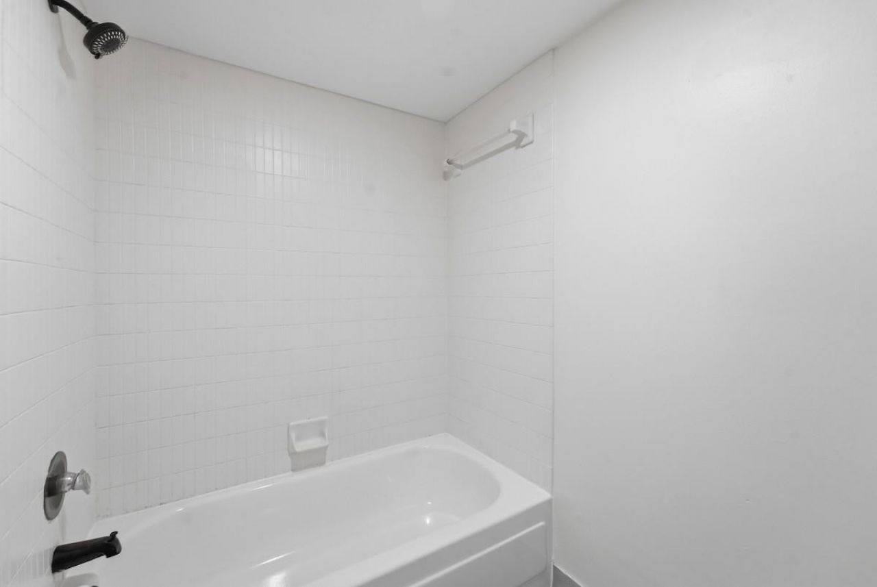 6678 Racquet Club Drive, Unit 209, Fort Lauderdale, FL 33319 Photo