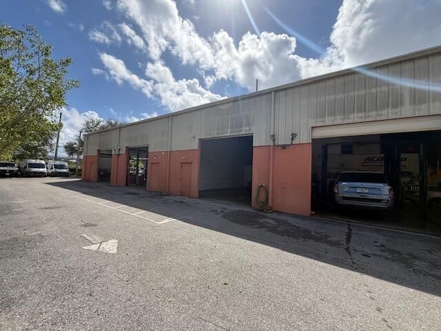 4401 Annette Street, Unit 3, West Palm Beach, FL 33409 Photo