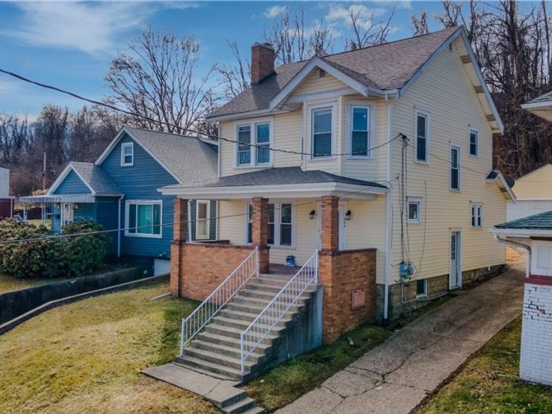 263 Hollywood Boulevard, Steubenville, OH 43952 Photo 1