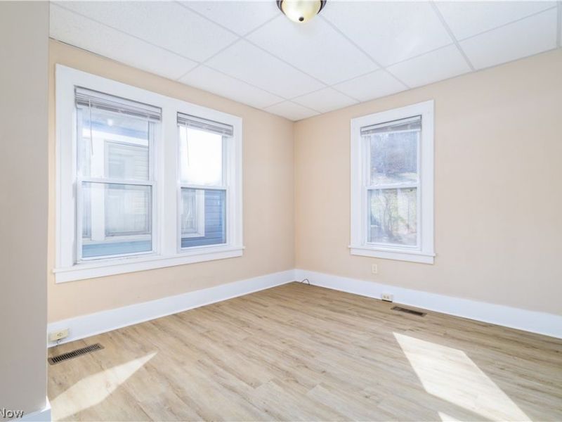 263 Hollywood Boulevard, Steubenville, OH 43952 Photo 10