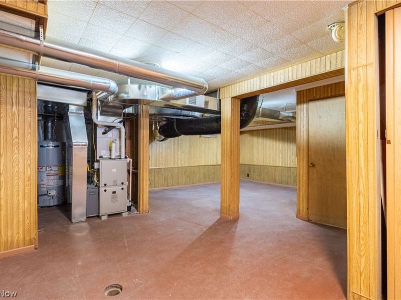 263 Hollywood Boulevard, Steubenville, OH 43952 Photo 20