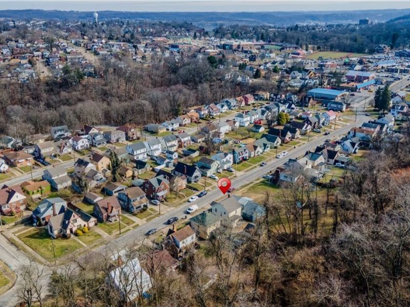 263 Hollywood Boulevard, Steubenville, OH 43952 Photo 33