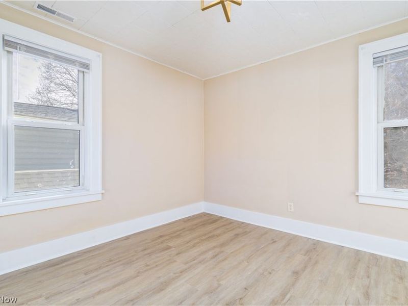 263 Hollywood Boulevard, Steubenville, OH 43952 Photo 7