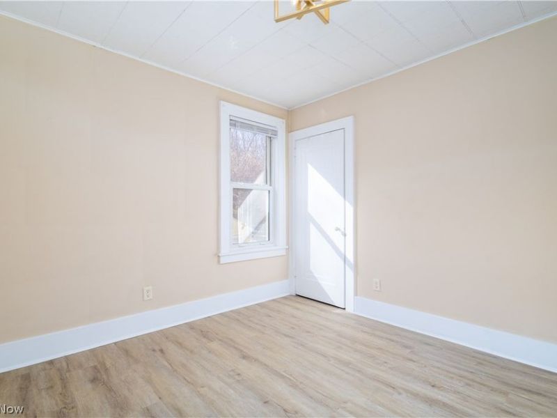 263 Hollywood Boulevard, Steubenville, OH 43952 Photo 8