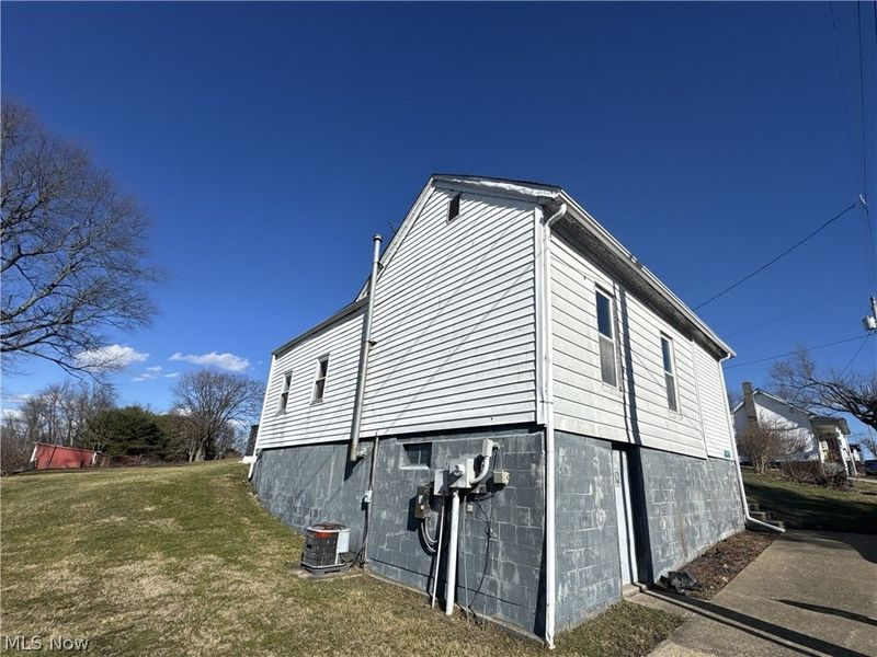 471 Fair Avenue, Quaker City, OH 43773 Photo 2