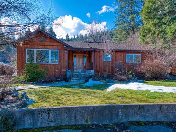 574 W High Street, Quincy, CA 95971