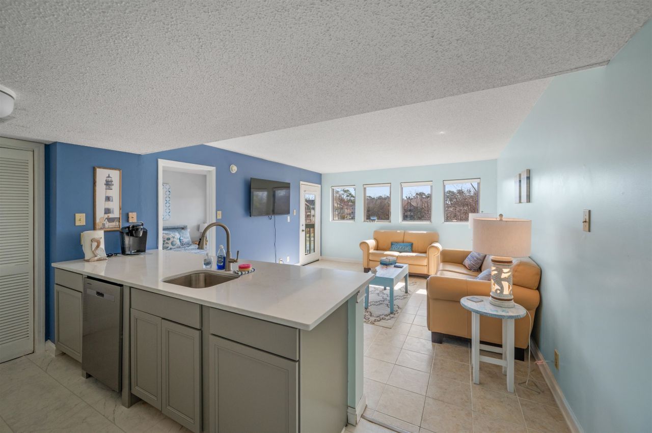 5905 South Kings Hwy.  Photo 4