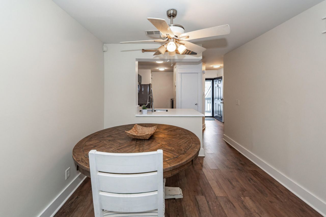 8483 Yadkin Circle Photo 10