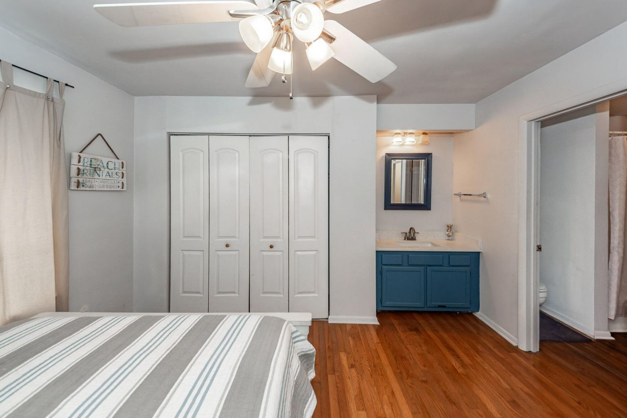 8483 Yadkin Circle Photo 22