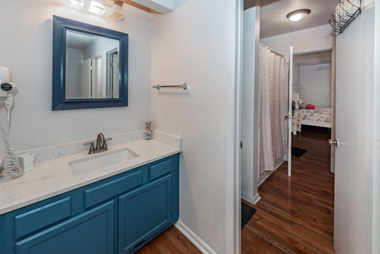 8483 Yadkin Circle Photo 23