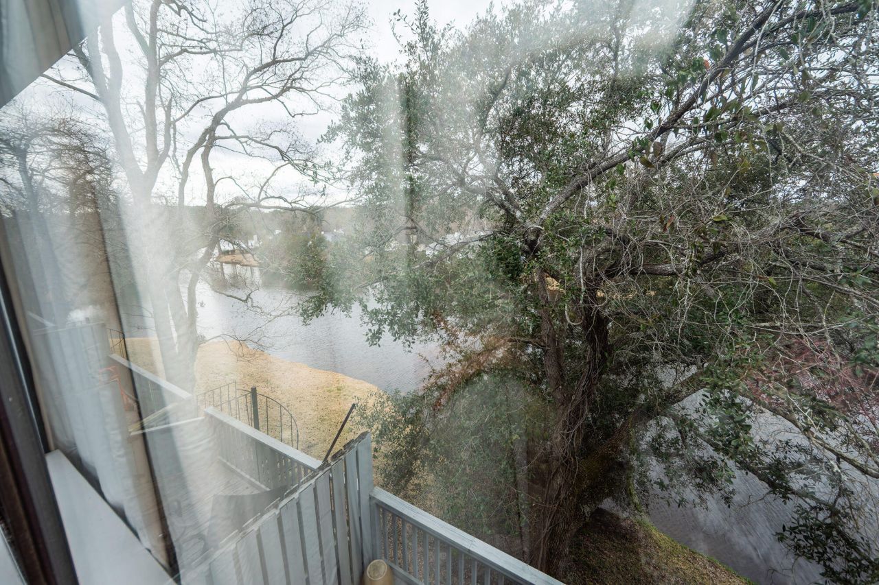 8483 Yadkin Circle Photo 25