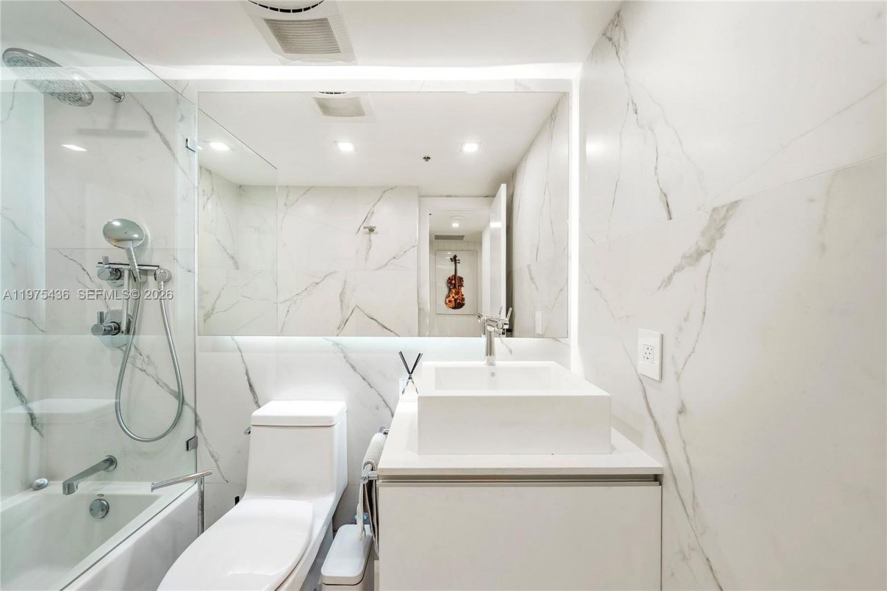 10205 Collins Ave , Unit 605, Bal Harbour, FL 33154 Photo