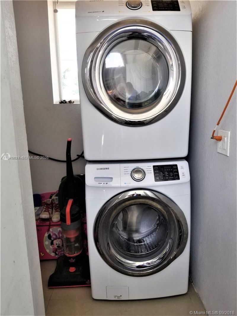 6744 SW 21st St, Miami, FL 33155 Photo