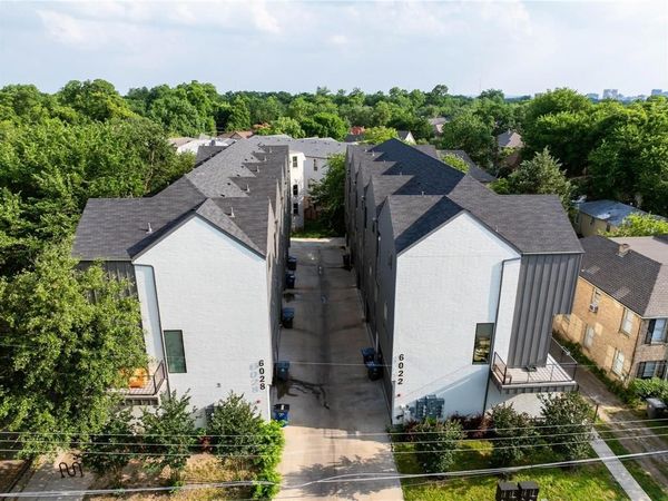 6028 Lewis Street, Unit 201, Dallas, TX 75206