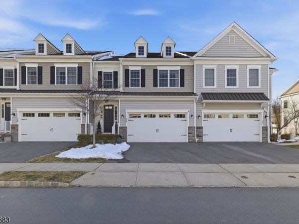 24 Aspen Dr, Cedar Grove, NJ 07009