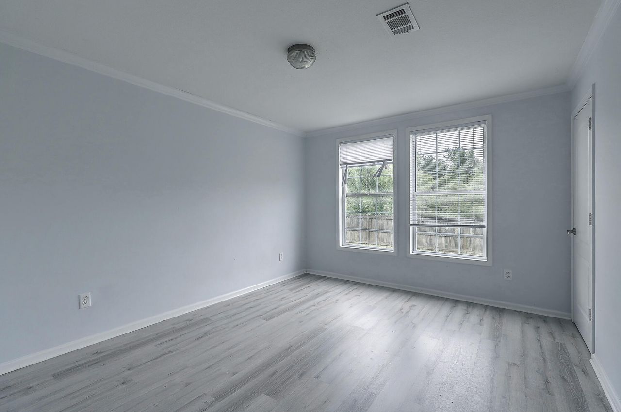 2533 Celestial Court Photo 12