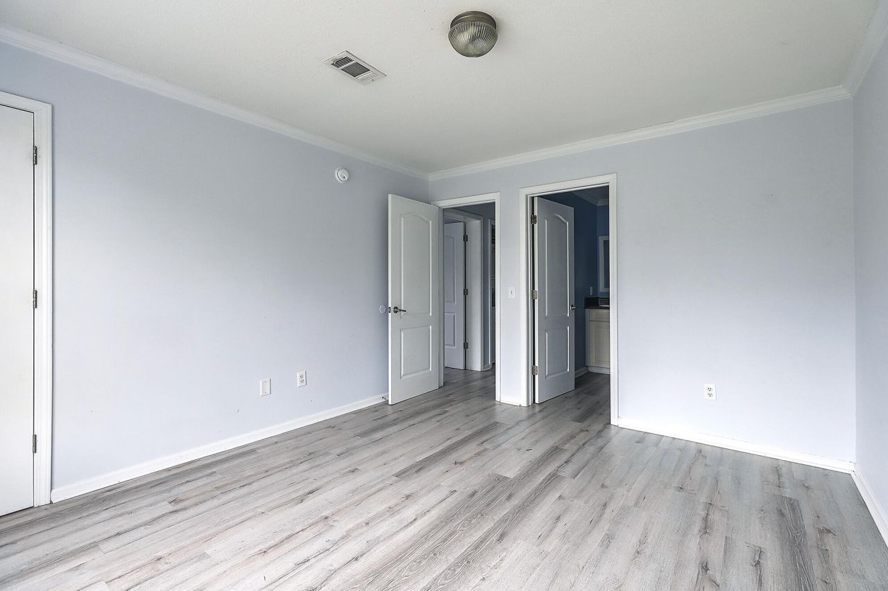 2533 Celestial Court Photo 14