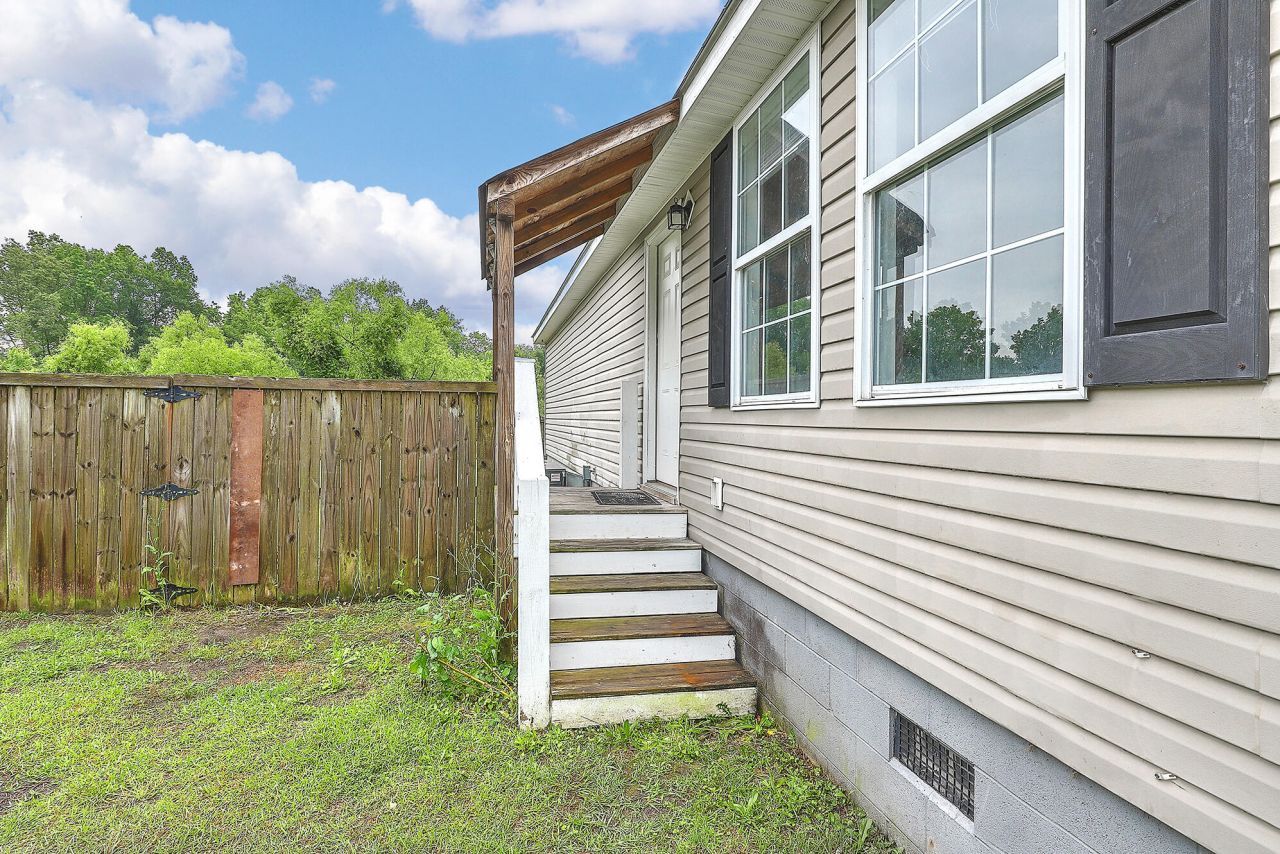 2533 Celestial Court Photo 22